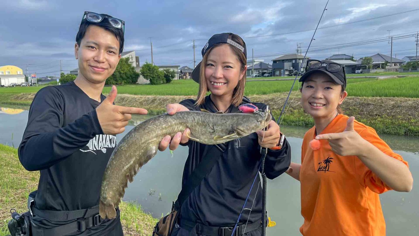 休日は釣りに夢中！ 60 水面炸裂！魅惑のナマズゲームに夢中！