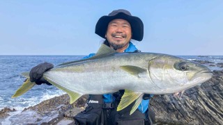 海釣り幕営 11 多分釣れます、秋だから。対馬のヒラマサ