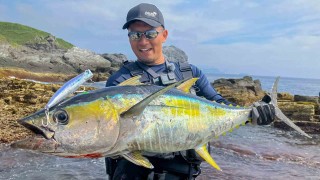 椰子の木釣査隊 海水部 5 神津島のロックショアゲームを釣査！