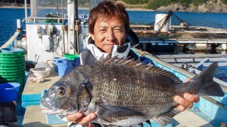 チヌ道一直線 其の二十七　巨チヌの間合いを見切れ 三重県三浦のかかり釣り