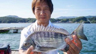 チヌ道一直線 其の三十二　三重県･宿浦のかかり釣り。日替わり状態の当たりエサを見極める。