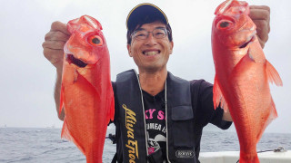 沖釣りギャラリー 新島沖 真夏のキンメダイ
